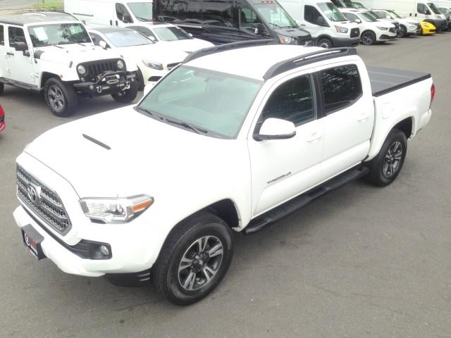 Used Toyota Tacoma TRD Sport 4WD w/ Navi & rearCam 2017 | Car Revolution. Maple Shade, New Jersey Used Toyota Tacoma TRD Sport 4WD w/ Navi & rearCam 2017 | Car Revolution. Maple Shade, New Jersey