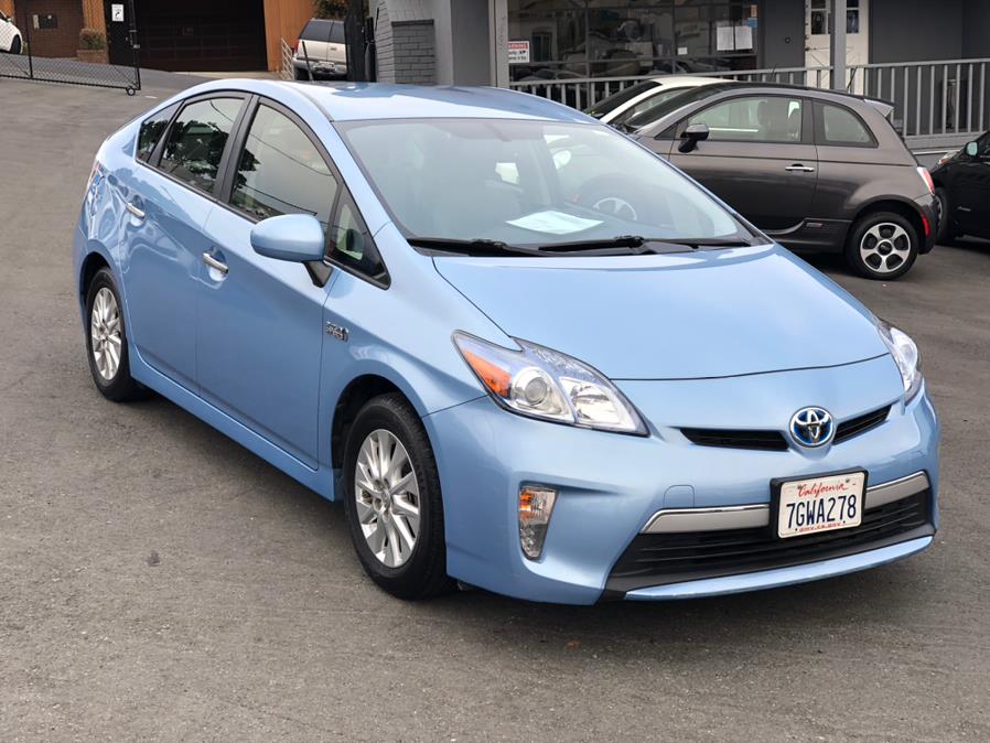 Used Toyota Prius Plug-In Advanced 2014 | Green Light Auto Wholesale. Daly City, California Used Toyota Prius Plug-In Advanced 2014 | Green Light Auto Wholesale. Daly City, California