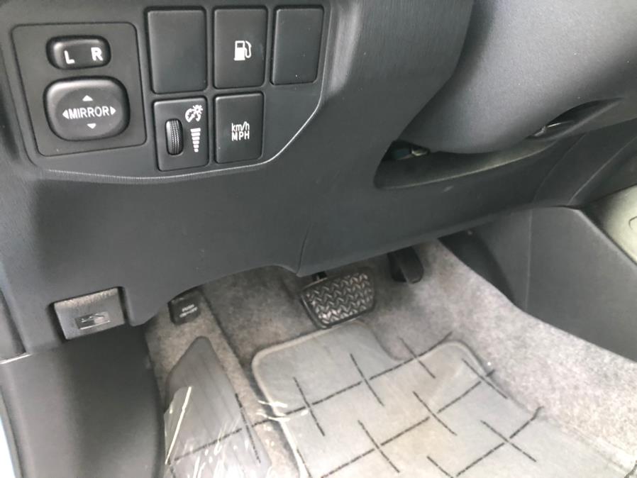 Used Toyota Prius Plug-In Advanced 2014 | Green Light Auto Wholesale. Daly City, California Used Toyota Prius Plug-In Advanced 2014 | Green Light Auto Wholesale. Daly City, California