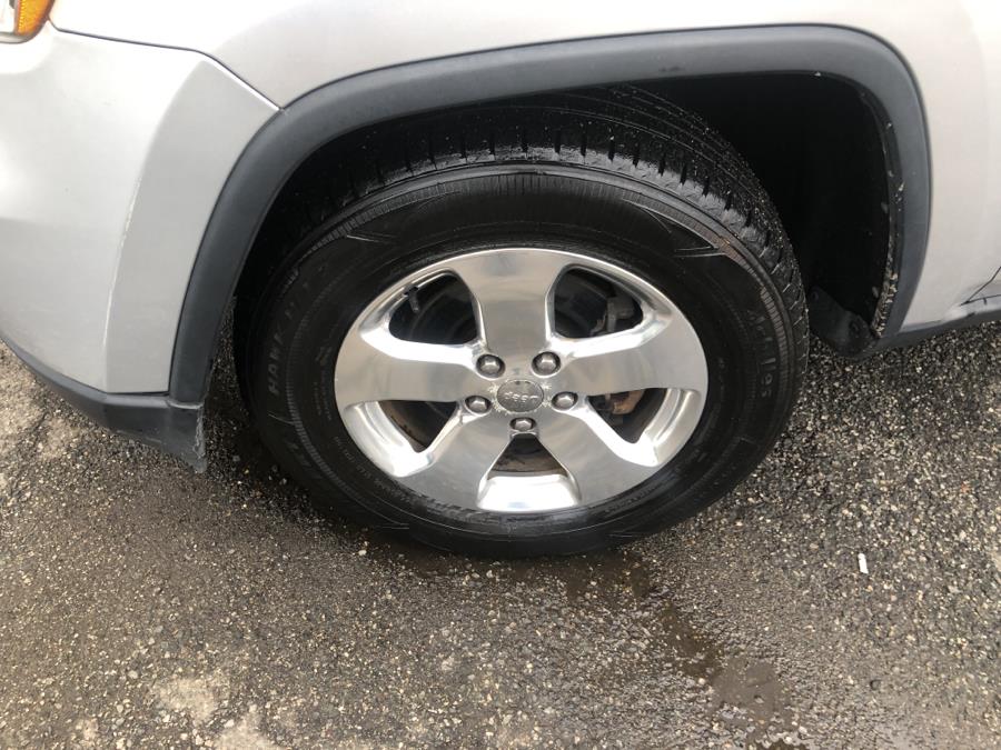 2011 Jeep Grand Cherokee 4WD 4dr Limited, available for sale in Irvington , New Jersey | Auto Haus of Irvington Corp. Irvington , New Jersey 2011 Jeep Grand Cherokee 4WD 4dr Limited, available for sale in Irvington , New Jersey | Auto Haus of Irvington Corp. Irvington , New Jersey
