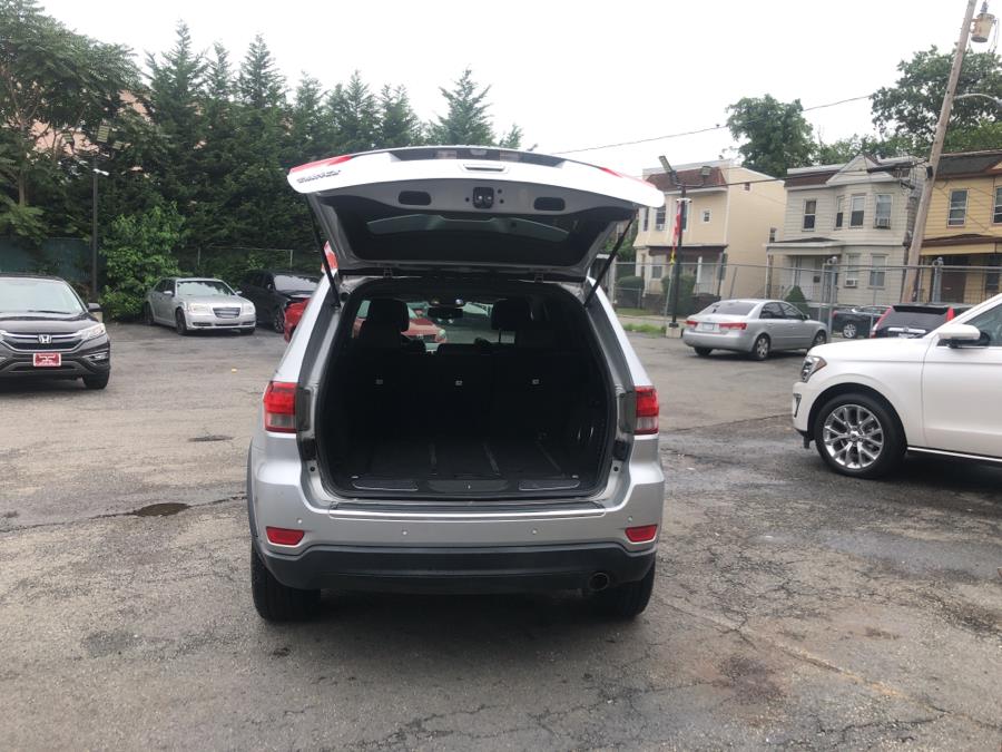 2011 Jeep Grand Cherokee 4WD 4dr Limited, available for sale in Irvington , New Jersey | Auto Haus of Irvington Corp. Irvington , New Jersey 2011 Jeep Grand Cherokee 4WD 4dr Limited, available for sale in Irvington , New Jersey | Auto Haus of Irvington Corp. Irvington , New Jersey