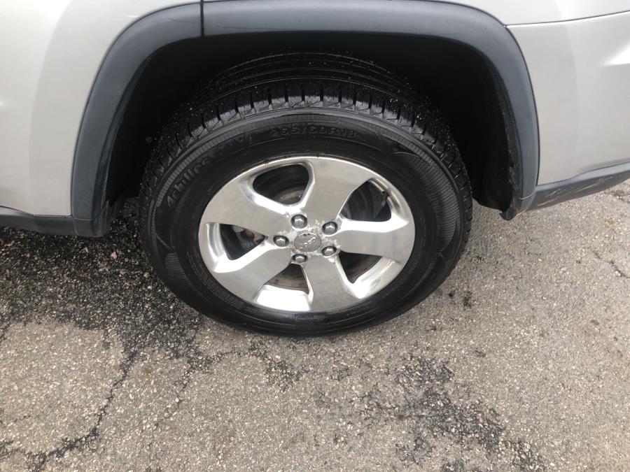 2011 Jeep Grand Cherokee 4WD 4dr Limited, available for sale in Irvington , New Jersey | Auto Haus of Irvington Corp. Irvington , New Jersey 2011 Jeep Grand Cherokee 4WD 4dr Limited, available for sale in Irvington , New Jersey | Auto Haus of Irvington Corp. Irvington , New Jersey