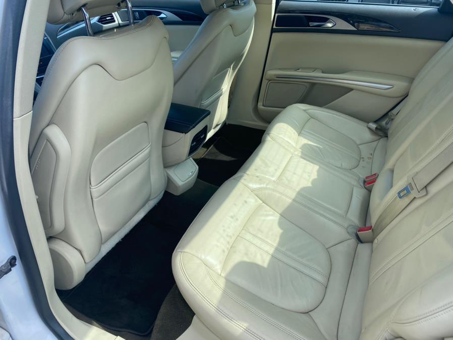 Used Lincoln MKZ 4dr Sdn FWD 2013 | Lava Motors 2 Inc. Canton, Connecticut Used Lincoln MKZ 4dr Sdn FWD 2013 | Lava Motors 2 Inc. Canton, Connecticut