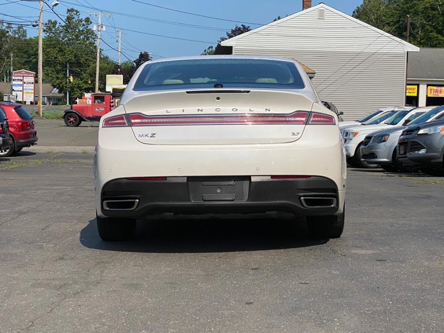 Used Lincoln MKZ 4dr Sdn FWD 2013 | Lava Motors 2 Inc. Canton, Connecticut Used Lincoln MKZ 4dr Sdn FWD 2013 | Lava Motors 2 Inc. Canton, Connecticut