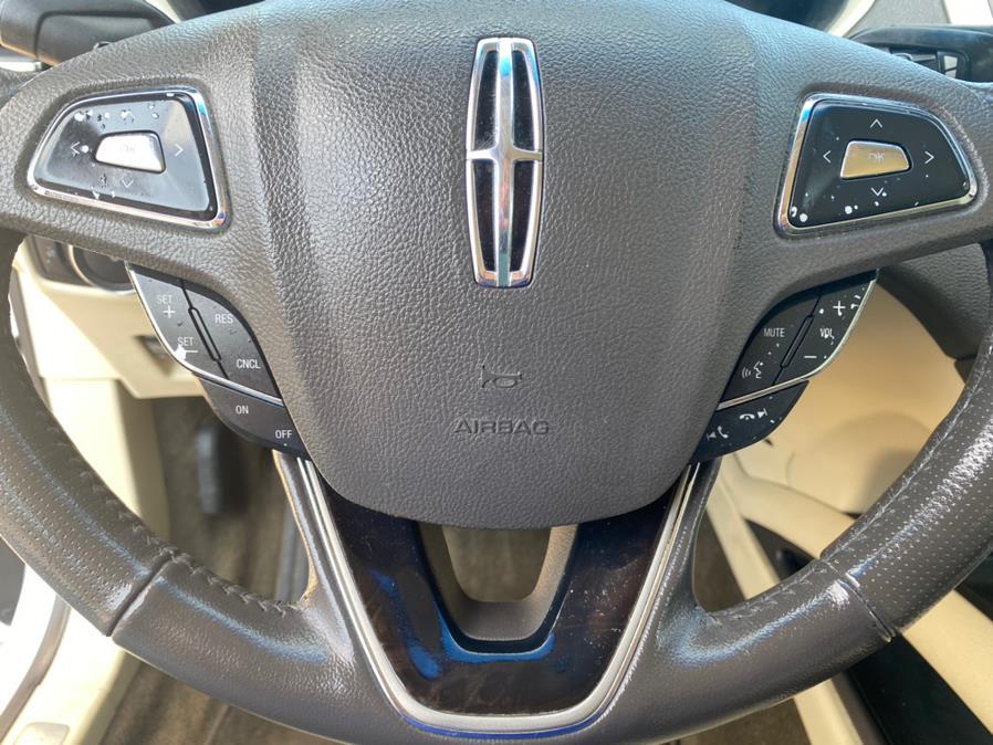 Used Lincoln MKZ 4dr Sdn FWD 2013 | Lava Motors 2 Inc. Canton, Connecticut Used Lincoln MKZ 4dr Sdn FWD 2013 | Lava Motors 2 Inc. Canton, Connecticut