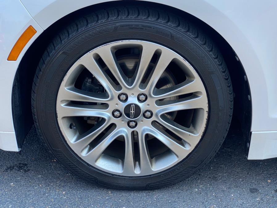 Used Lincoln MKZ 4dr Sdn FWD 2013 | Lava Motors 2 Inc. Canton, Connecticut Used Lincoln MKZ 4dr Sdn FWD 2013 | Lava Motors 2 Inc. Canton, Connecticut