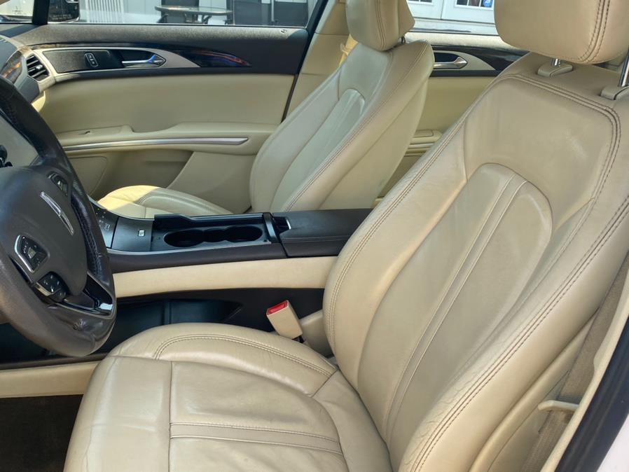 Used Lincoln MKZ 4dr Sdn FWD 2013 | Lava Motors 2 Inc. Canton, Connecticut Used Lincoln MKZ 4dr Sdn FWD 2013 | Lava Motors 2 Inc. Canton, Connecticut