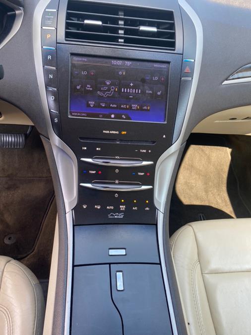 Used Lincoln MKZ 4dr Sdn FWD 2013 | Lava Motors 2 Inc. Canton, Connecticut Used Lincoln MKZ 4dr Sdn FWD 2013 | Lava Motors 2 Inc. Canton, Connecticut