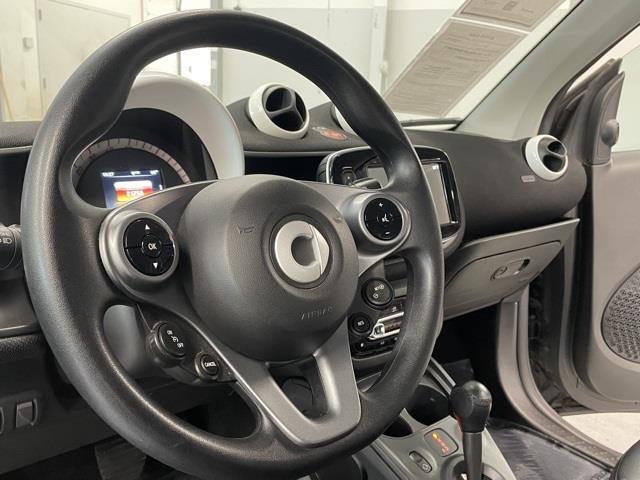 Used Smart Fortwo Pure 2016 | Blasius Federal Road. Brookfield, Connecticut Used Smart Fortwo Pure 2016 | Blasius Federal Road. Brookfield, Connecticut