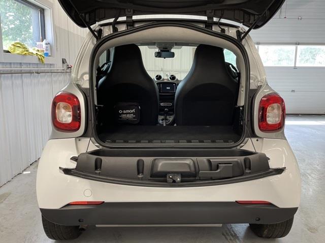 Used Smart Fortwo Pure 2016 | Blasius Federal Road. Brookfield, Connecticut Used Smart Fortwo Pure 2016 | Blasius Federal Road. Brookfield, Connecticut