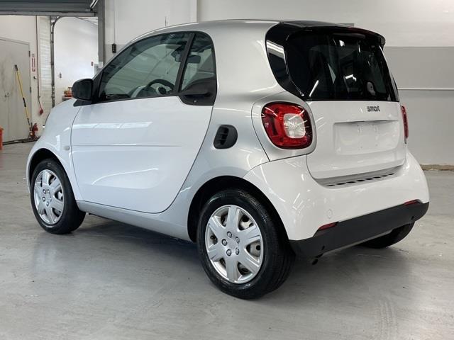 Used Smart Fortwo Pure 2016 | Blasius Federal Road. Brookfield, Connecticut Used Smart Fortwo Pure 2016 | Blasius Federal Road. Brookfield, Connecticut