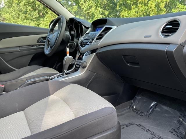 Used Chevrolet Cruze LS 2014 | Blasius Federal Road. Brookfield, Connecticut Used Chevrolet Cruze LS 2014 | Blasius Federal Road. Brookfield, Connecticut
