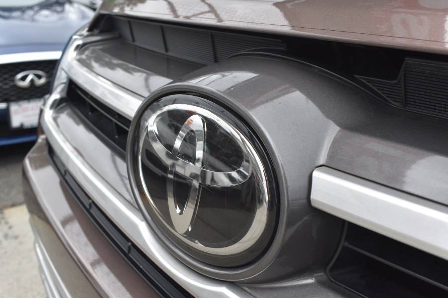 Used Toyota Highlander XLE V6 AWD (Natl) 2018 | Hillside Auto Mall Inc.. Jamaica, New York Used Toyota Highlander XLE V6 AWD (Natl) 2018 | Hillside Auto Mall Inc.. Jamaica, New York