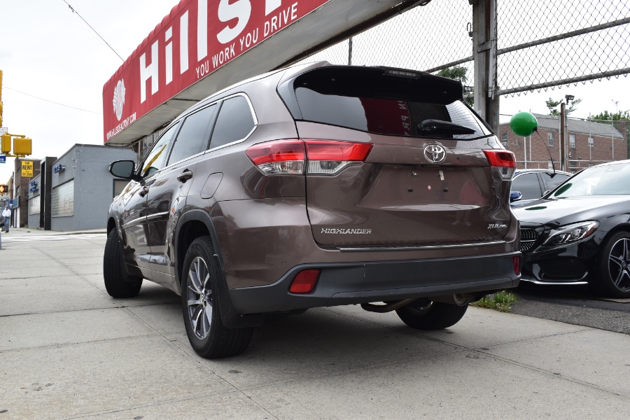 Used Toyota Highlander XLE V6 AWD (Natl) 2018 | Hillside Auto Mall Inc.. Jamaica, New York Used Toyota Highlander XLE V6 AWD (Natl) 2018 | Hillside Auto Mall Inc.. Jamaica, New York