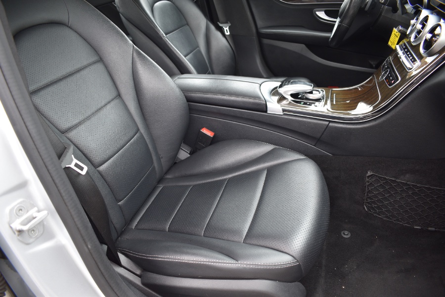 Used Mercedes-Benz C-Class 4dr Sdn C300 Luxury 4MATIC 2015 | Hillside Auto Mall Inc.. Jamaica, New York Used Mercedes-Benz C-Class 4dr Sdn C300 Luxury 4MATIC 2015 | Hillside Auto Mall Inc.. Jamaica, New York