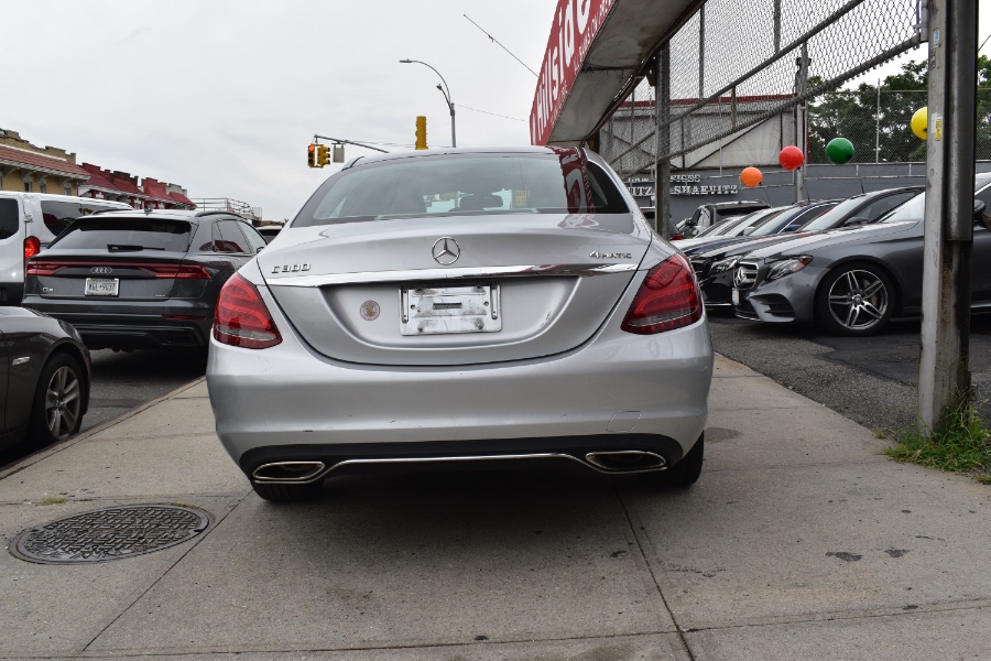 Used Mercedes-Benz C-Class 4dr Sdn C300 Luxury 4MATIC 2015 | Hillside Auto Mall Inc.. Jamaica, New York Used Mercedes-Benz C-Class 4dr Sdn C300 Luxury 4MATIC 2015 | Hillside Auto Mall Inc.. Jamaica, New York