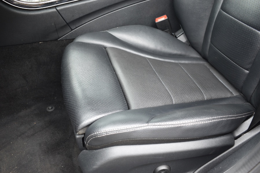 Used Mercedes-Benz C-Class 4dr Sdn C300 Luxury 4MATIC 2015 | Hillside Auto Mall Inc.. Jamaica, New York Used Mercedes-Benz C-Class 4dr Sdn C300 Luxury 4MATIC 2015 | Hillside Auto Mall Inc.. Jamaica, New York