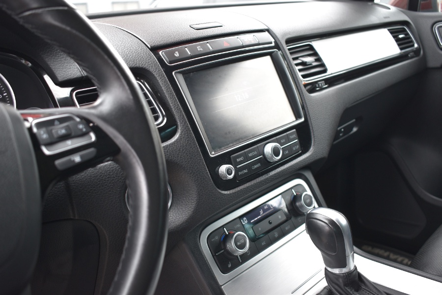 2017 Volkswagen Touareg V6 Wolfsburg Edition, available for sale in Jamaica, New York | Hillside Auto Mall Inc.. Jamaica, New York 2017 Volkswagen Touareg V6 Wolfsburg Edition, available for sale in Jamaica, New York | Hillside Auto Mall Inc.. Jamaica, New York