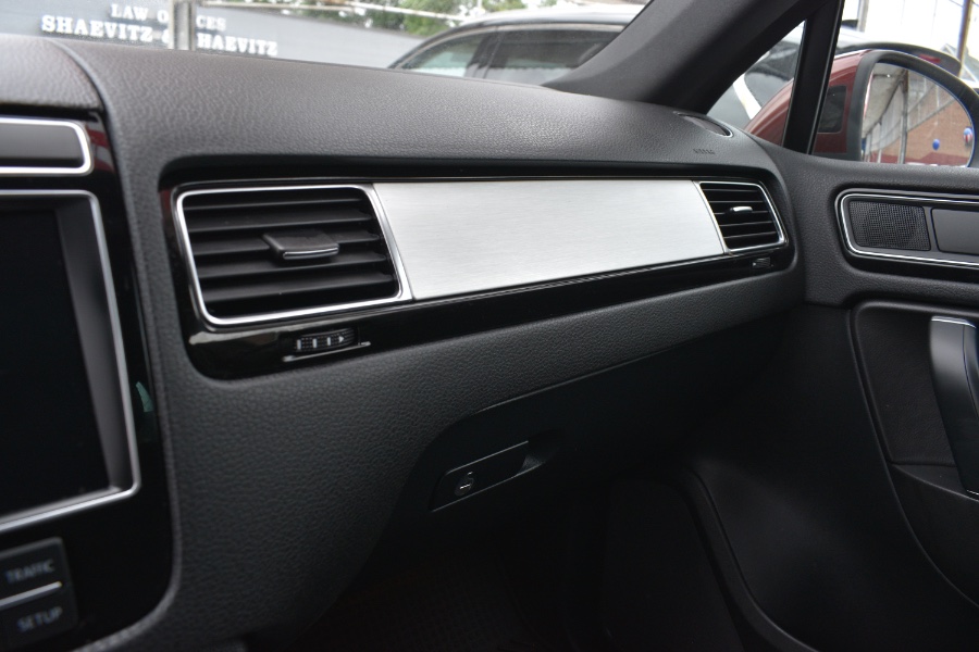 2017 Volkswagen Touareg V6 Wolfsburg Edition, available for sale in Jamaica, New York | Hillside Auto Mall Inc.. Jamaica, New York 2017 Volkswagen Touareg V6 Wolfsburg Edition, available for sale in Jamaica, New York | Hillside Auto Mall Inc.. Jamaica, New York