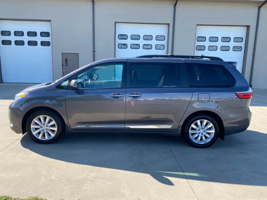 Used Toyota Sienna 5dr 7-Pass Van XLE Premium AWD (Natl) 2015 | Union Street Auto Sales. West Springfield, Massachusetts Used Toyota Sienna 5dr 7-Pass Van XLE Premium AWD (Natl) 2015 | Union Street Auto Sales. West Springfield, Massachusetts