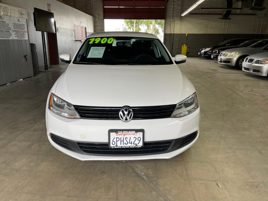 2011 Volkswagen Jetta Sedan 4dr Auto SE w/Convenience & Sunroof PZEV, available for sale in Garden Grove, California | U Save Auto Auction. Garden Grove, California 2011 Volkswagen Jetta Sedan 4dr Auto SE w/Convenience & Sunroof PZEV, available for sale in Garden Grove, California | U Save Auto Auction. Garden Grove, California