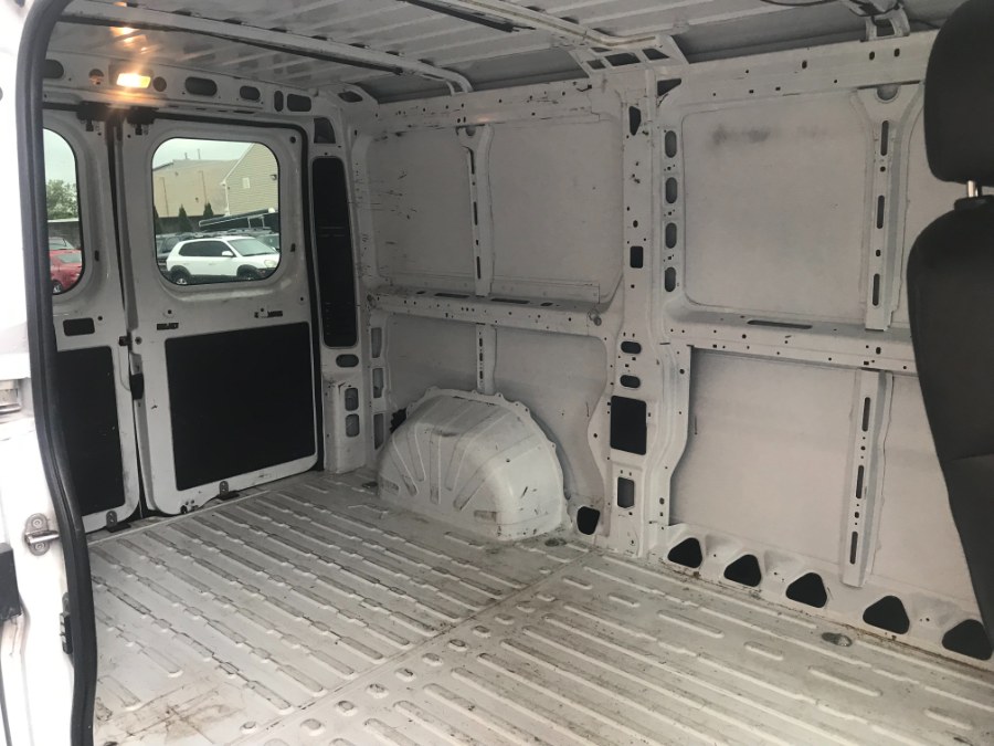 Used Ram ProMaster Cargo Van 1500 Low Roof 136" WB 2017 | Airway Motors. Bridgeport, Connecticut Used Ram ProMaster Cargo Van 1500 Low Roof 136" WB 2017 | Airway Motors. Bridgeport, Connecticut