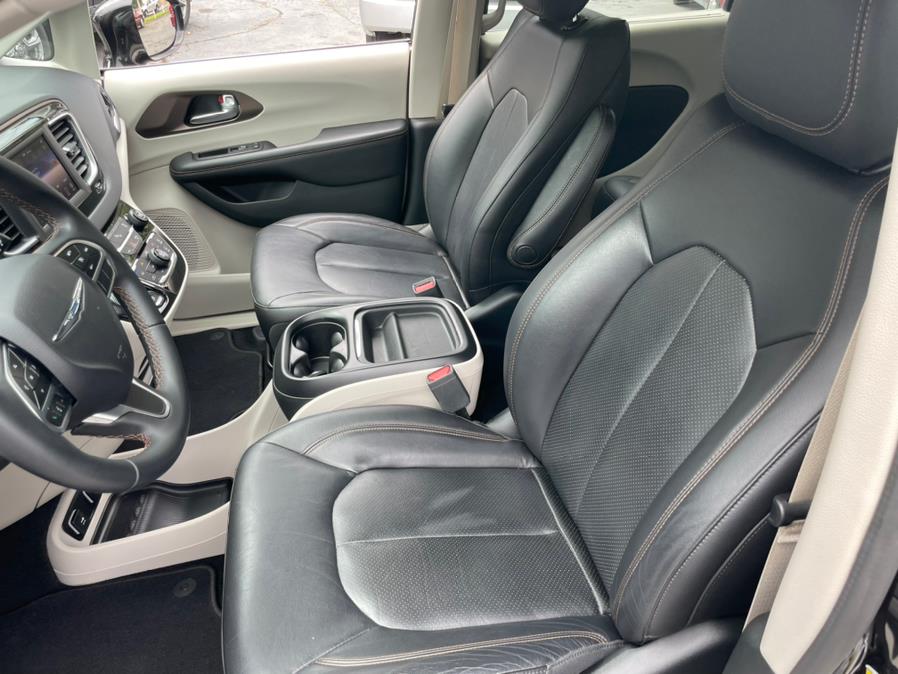 Used Chrysler Pacifica Touring L FWD 2018 | Mint Auto Sales. Islip, New York Used Chrysler Pacifica Touring L FWD 2018 | Mint Auto Sales. Islip, New York