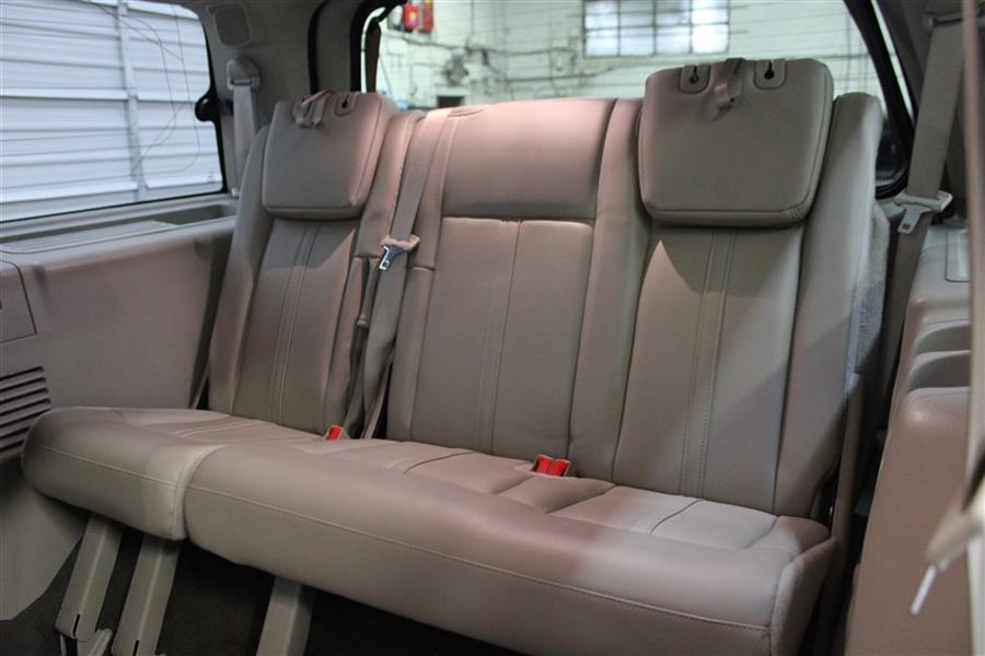 2017 Lincoln Navigator SELECT, available for sale in Paterson, New Jersey | Fast Track Motors. Paterson, New Jersey 2017 Lincoln Navigator SELECT, available for sale in Paterson, New Jersey | Fast Track Motors. Paterson, New Jersey