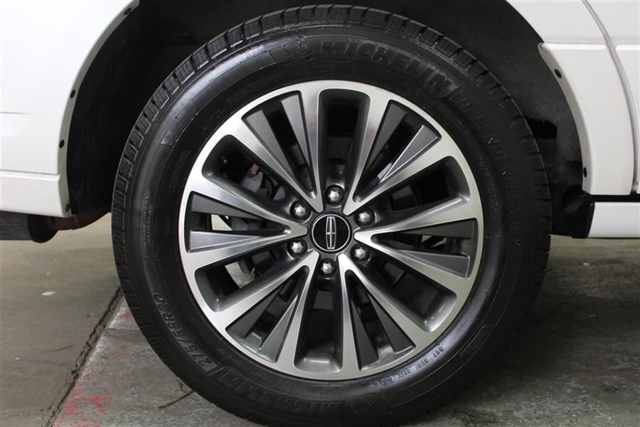 2017 Lincoln Navigator SELECT, available for sale in Paterson, New Jersey | Fast Track Motors. Paterson, New Jersey 2017 Lincoln Navigator SELECT, available for sale in Paterson, New Jersey | Fast Track Motors. Paterson, New Jersey