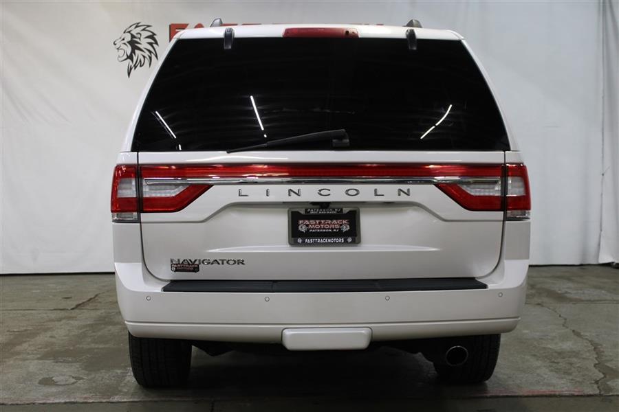 2017 Lincoln Navigator SELECT, available for sale in Paterson, New Jersey | Fast Track Motors. Paterson, New Jersey 2017 Lincoln Navigator SELECT, available for sale in Paterson, New Jersey | Fast Track Motors. Paterson, New Jersey