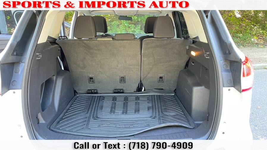 2013 Ford Escape FWD 4dr SE, available for sale in Brooklyn, New York | Sports & Imports Auto Inc. Brooklyn, New York 2013 Ford Escape FWD 4dr SE, available for sale in Brooklyn, New York | Sports & Imports Auto Inc. Brooklyn, New York