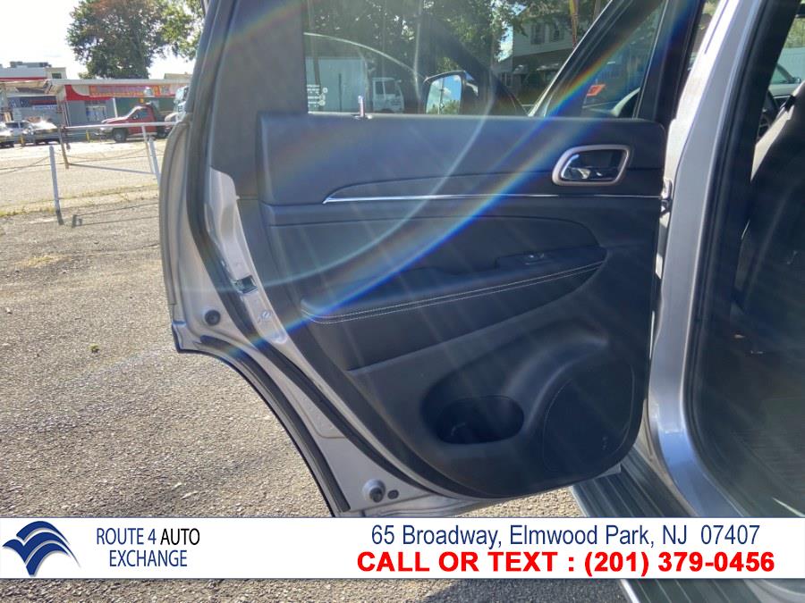 Used Jeep Grand Cherokee 4WD 4dr Limited 2015 | Route 4 Auto Exchange. Elmwood Park, New Jersey Used Jeep Grand Cherokee 4WD 4dr Limited 2015 | Route 4 Auto Exchange. Elmwood Park, New Jersey