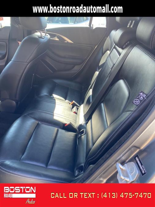Used INFINITI QX30 Premium AWD *Ltd Avail* 2017 | Boston Road Auto. Springfield, Massachusetts Used INFINITI QX30 Premium AWD *Ltd Avail* 2017 | Boston Road Auto. Springfield, Massachusetts