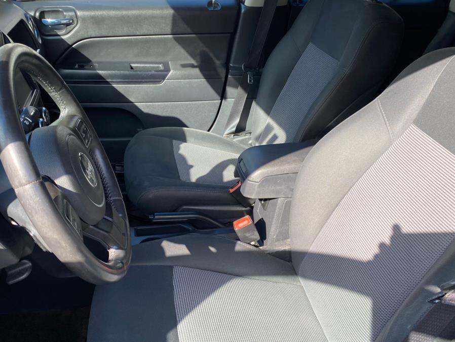 Used Jeep Compass 4WD 4dr Latitude 2013 | Lava Motors 2 Inc. Canton, Connecticut Used Jeep Compass 4WD 4dr Latitude 2013 | Lava Motors 2 Inc. Canton, Connecticut