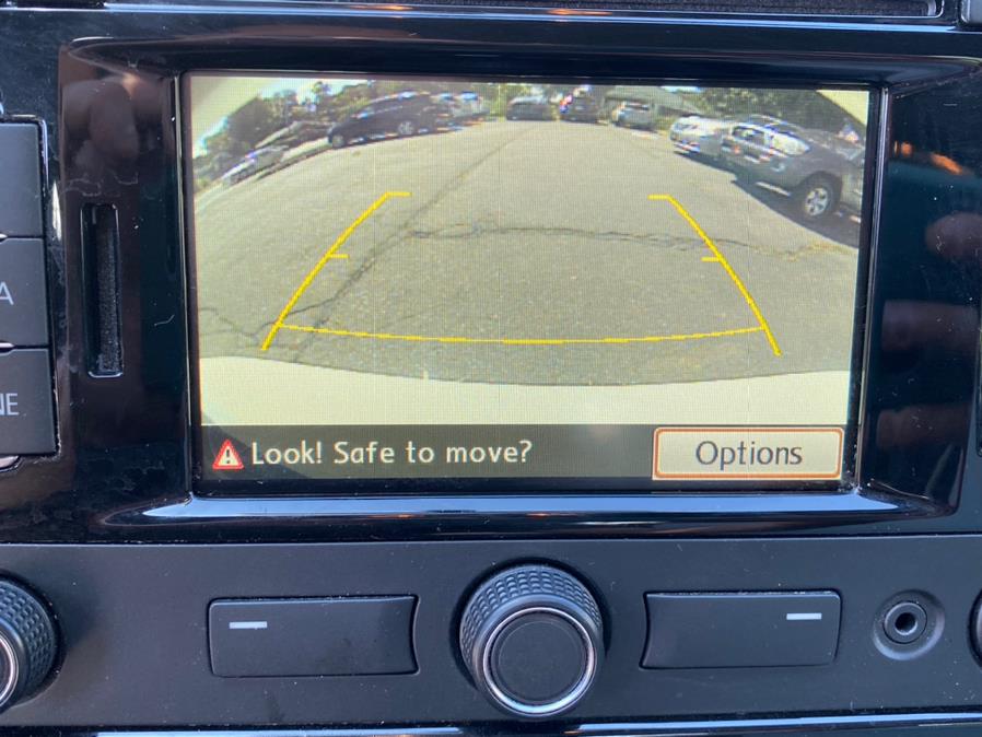 Used Volkswagen Jetta Sedan 4dr Auto 1.8T SE PZEV 2015 | Lava Motors 2 Inc. Canton, Connecticut Used Volkswagen Jetta Sedan 4dr Auto 1.8T SE PZEV 2015 | Lava Motors 2 Inc. Canton, Connecticut