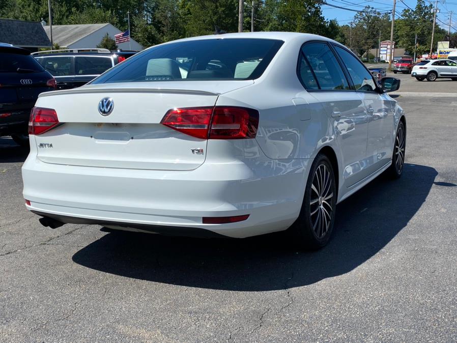 Used Volkswagen Jetta Sedan 4dr Auto 1.8T SE PZEV 2015 | Lava Motors 2 Inc. Canton, Connecticut Used Volkswagen Jetta Sedan 4dr Auto 1.8T SE PZEV 2015 | Lava Motors 2 Inc. Canton, Connecticut