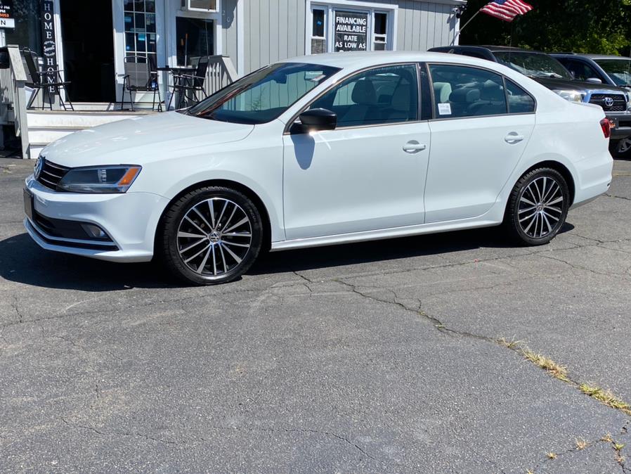 Used Volkswagen Jetta Sedan 4dr Auto 1.8T SE PZEV 2015 | Lava Motors 2 Inc. Canton, Connecticut Used Volkswagen Jetta Sedan 4dr Auto 1.8T SE PZEV 2015 | Lava Motors 2 Inc. Canton, Connecticut
