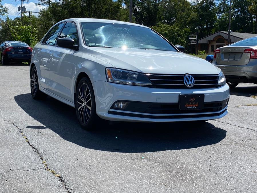 Used Volkswagen Jetta Sedan 4dr Auto 1.8T SE PZEV 2015 | Lava Motors 2 Inc. Canton, Connecticut Used Volkswagen Jetta Sedan 4dr Auto 1.8T SE PZEV 2015 | Lava Motors 2 Inc. Canton, Connecticut
