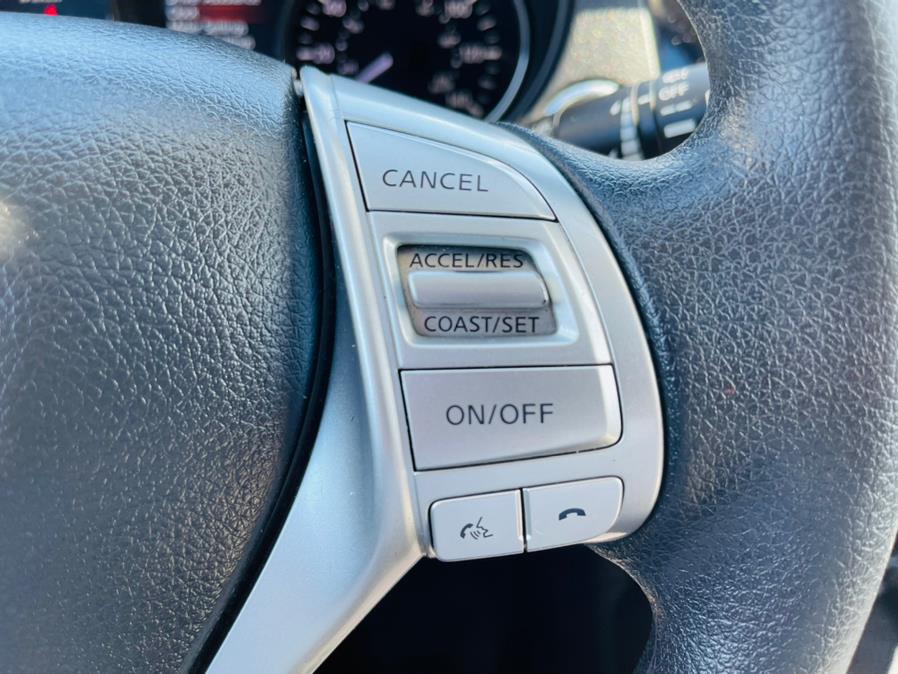 2016 Nissan Rogue AWD 4dr SV, available for sale in New Britain, Connecticut | Supreme Automotive. New Britain, Connecticut 2016 Nissan Rogue AWD 4dr SV, available for sale in New Britain, Connecticut | Supreme Automotive. New Britain, Connecticut