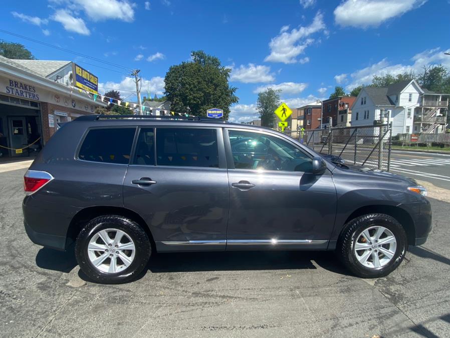 Used Toyota Highlander 4WD 4dr V6 2012 | VEB Auto Sales. Hartford, Connecticut Used Toyota Highlander 4WD 4dr V6 2012 | VEB Auto Sales. Hartford, Connecticut