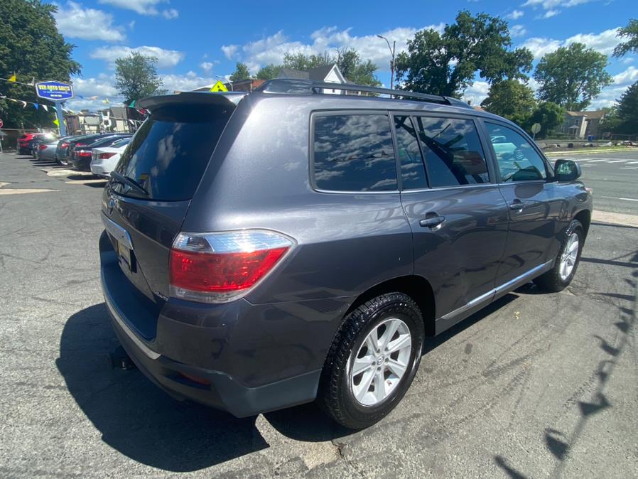 Used Toyota Highlander 4WD 4dr V6 2012 | VEB Auto Sales. Hartford, Connecticut Used Toyota Highlander 4WD 4dr V6 2012 | VEB Auto Sales. Hartford, Connecticut