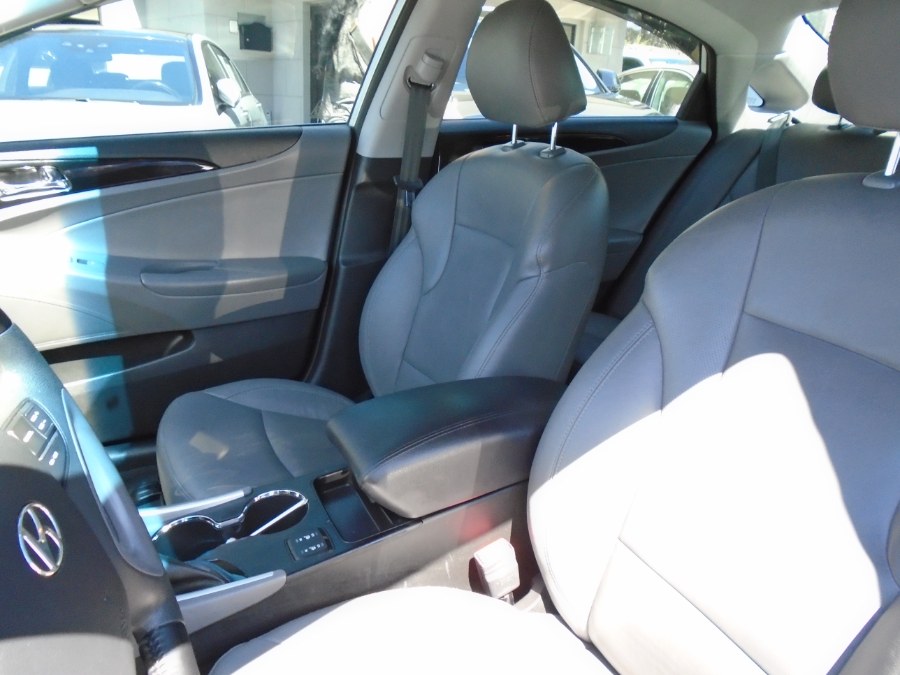 2013 Hyundai Sonata LIMITED, available for sale in Waterbury, Connecticut | Jim Juliani Motors. Waterbury, Connecticut 2013 Hyundai Sonata LIMITED, available for sale in Waterbury, Connecticut | Jim Juliani Motors. Waterbury, Connecticut