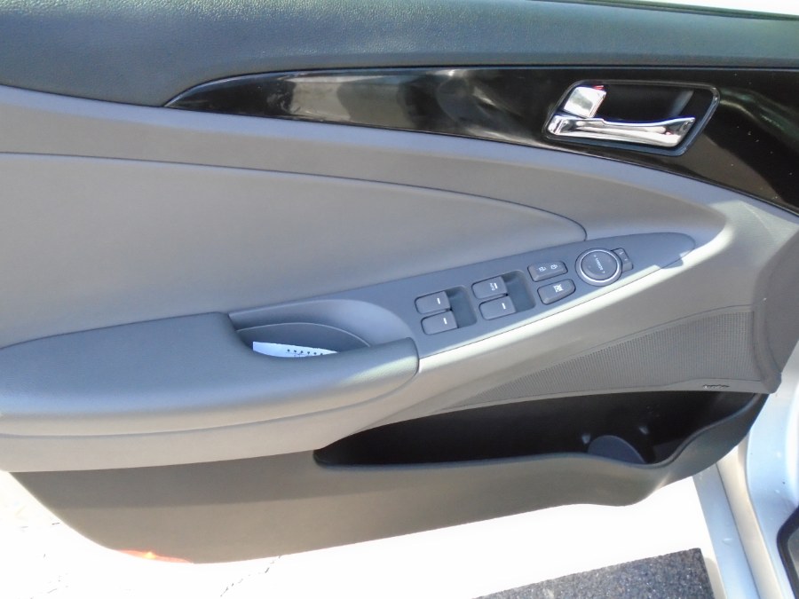 2013 Hyundai Sonata LIMITED, available for sale in Waterbury, Connecticut | Jim Juliani Motors. Waterbury, Connecticut 2013 Hyundai Sonata LIMITED, available for sale in Waterbury, Connecticut | Jim Juliani Motors. Waterbury, Connecticut