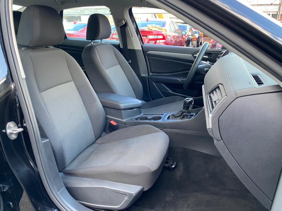 Used Volkswagen Jetta S Auto w/SULEV 2019 | Sunrise Autoland. Jamaica, New York Used Volkswagen Jetta S Auto w/SULEV 2019 | Sunrise Autoland. Jamaica, New York