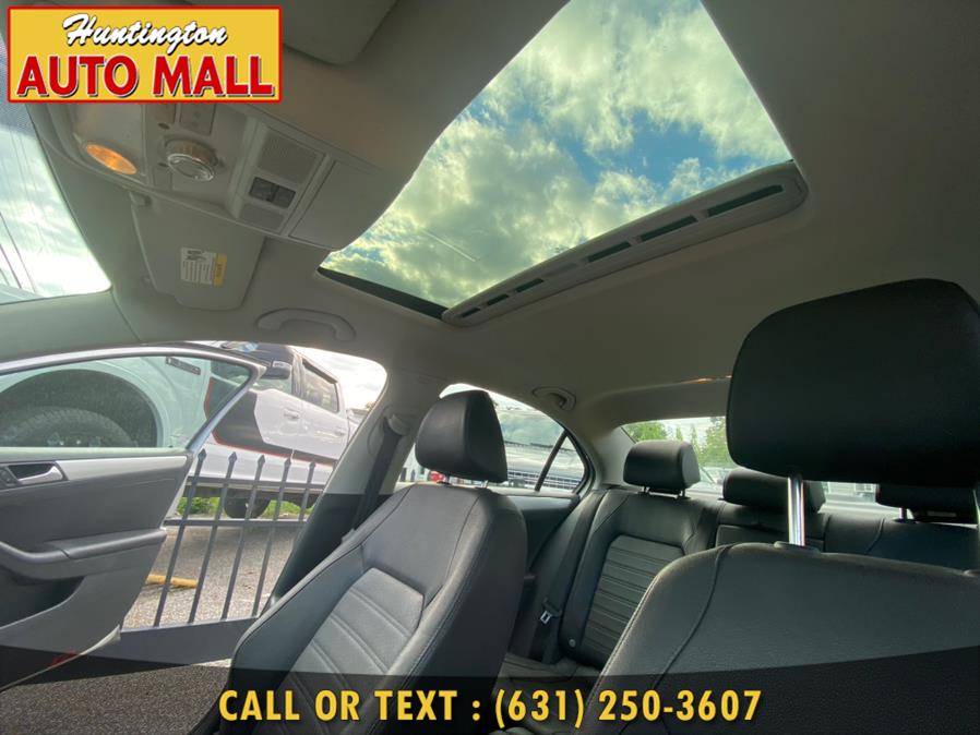 Used Volkswagen Jetta Sedan 4dr Auto SEL w/Sport Pkg PZEV 2011 | Huntington Auto Mall. Huntington Station, New York Used Volkswagen Jetta Sedan 4dr Auto SEL w/Sport Pkg PZEV 2011 | Huntington Auto Mall. Huntington Station, New York