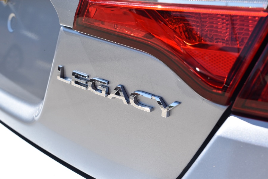 Used Subaru Legacy 2.5i 2018 | Hillside Auto Mall Inc.. Jamaica, New York Used Subaru Legacy 2.5i 2018 | Hillside Auto Mall Inc.. Jamaica, New York