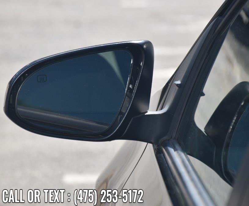 Used Toyota Corolla LE CVT 2019 | Highline Car Connection. Waterbury, Connecticut Used Toyota Corolla LE CVT 2019 | Highline Car Connection. Waterbury, Connecticut
