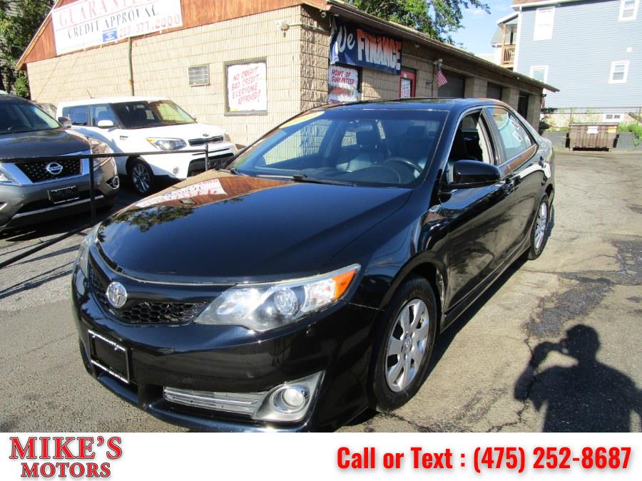 2012 Toyota Camry 4dr Sdn V6 Auto SE (Natl), available for sale in Stratford, Connecticut | Mike's Motors LLC. Stratford, Connecticut