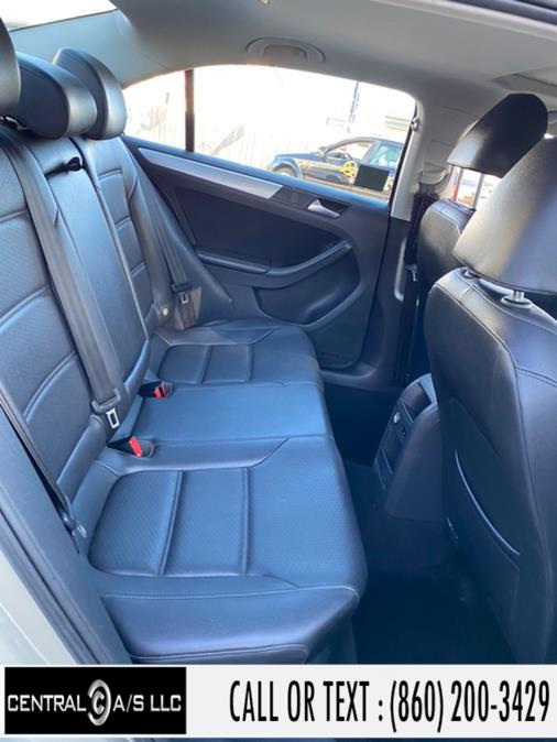 Used Volkswagen Jetta Sedan 4dr Auto SE w/Convenience PZEV *Ltd Avail* 2013 | Central A/S LLC. East Windsor, Connecticut Used Volkswagen Jetta Sedan 4dr Auto SE w/Convenience PZEV *Ltd Avail* 2013 | Central A/S LLC. East Windsor, Connecticut