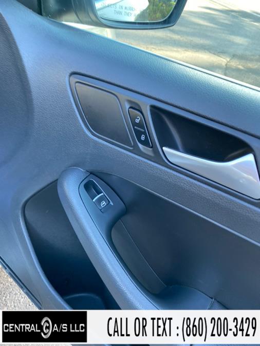 Used Volkswagen Jetta Sedan 4dr Auto SE w/Convenience PZEV *Ltd Avail* 2013 | Central A/S LLC. East Windsor, Connecticut Used Volkswagen Jetta Sedan 4dr Auto SE w/Convenience PZEV *Ltd Avail* 2013 | Central A/S LLC. East Windsor, Connecticut